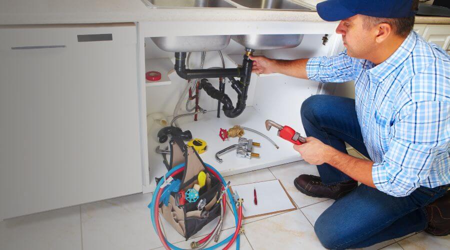 Local tankless water heater installation in Knoxville, IA